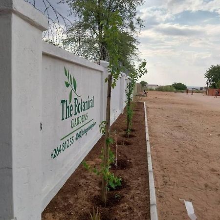 The Botanical Gardens Hotel Rundu Luaran gambar